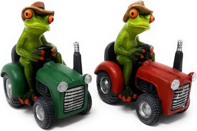 Produktbild von 2er Set Dekofiguren Frösche auf Traktor, Bauernfrosch 16cm Formano Froschhausen