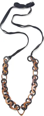 Produktbild von Lange Kette Indira mit Horngliedern von collezione alessandro
