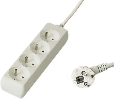 Productafbeelding van Verlengsnoer 230V, 10 meter lang, met 6 stopcontacten en een schakelaar