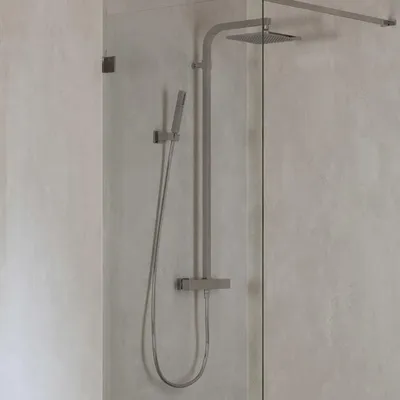 Immagine prodotto di Sistema doccia a parete ALLUVION Mercur, con termostato, soffione da 22 x 22 cm e set doccetta