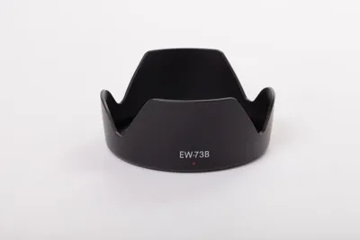 Produktbild von vhbw Gegenlichtblende Ersatz für Canon EW-73B für 67mm Objektiv, Schwarz, Kunststoff, tulpenförmig, 9,5 cm