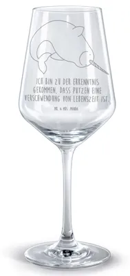 Produktbild von Mr. & Mrs. Panda Rotweinglas mit Gravur Narwal - Transparent - Geschenk, wein glas, Kinderzimmer, Weinglas, Putzen, Aufräumen, Hausfrau, graviert, Wal, Meer, Rotwein, für