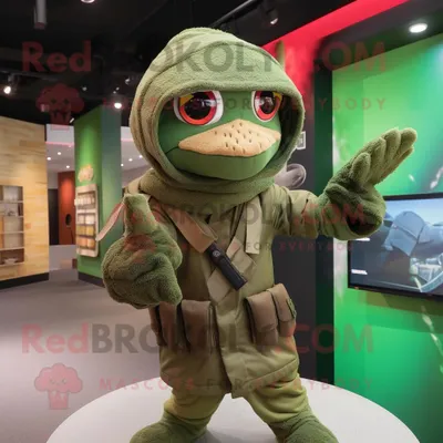 Obrázek produktu pro Postava REDBROKOLY maskota Rust Green Baret oblečená s mikinou a šály