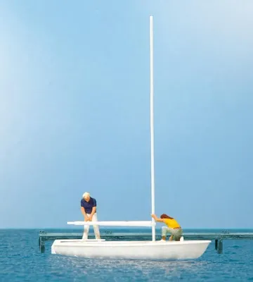 Produktbild von Preiser Segler beim Abtakeln. Segelbo 10680