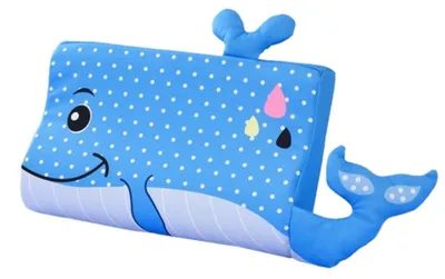 Produktbild von Kinderkissen Ergonomisch Blauwal 60x40 cm mit Bezug