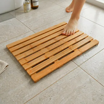Produktbild von Relaxdays Bambus Badematte, 60 x 37 cm, rutschfeste Duschmatte für Badewanne, Dusche, Sauna, indoor & outdoor, natur