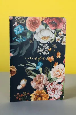Produktbild von Notizbuch mit Schmetterling im Garten Design