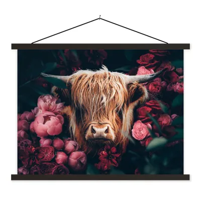 Produktbild von MuchoWow® Textilposter Kuh - Schottischer Hochländer - Blumen - Botanisch 40x30 cm mit schwarzem Rahmen - Dekorationen