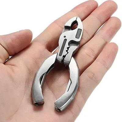 Produktbild von Famanu Multitool 9 in 1 - Runde Spitze Zange aus Edelstahl