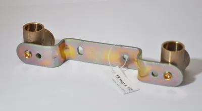 Productafbeelding van Cornat verbindingsunit voor montage, met 2 binnenschroefdraaden, 2 koppelingen, A 18 mm, B 1/2 inch binnendraad, C 1
