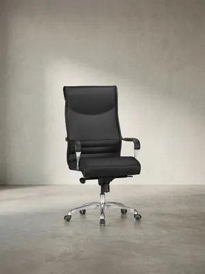Produktbild von Chefsessel "Venga": "Venga", ergonomisch, Kunstleder, höhenverstellbar, 150 kg Belastbarkeit. Schwarz, 61x60x126 cm | Kadima Design