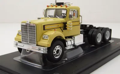 Produktbild von ixo models TR161 White Western Star 4864 Zugmaschine 1970 gelb 1:43