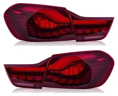 Image de Feux arrière, technologie LED, clignotants dynamiques, ROUGE, ROUGE