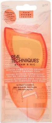 Produktbild von Real Techniques Miracle Complexion Sponge & Travel Case Make-up Schwämmchen