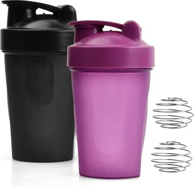 Immagine prodotto di Shaker per proteine da 400 ml, bottiglia senza BPA con BlenderBall per frullati cremosi a base di proteine del siero di latte in polvere, nero e viola