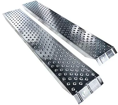 Produktbild von Famanu Auffahrplatten für Motorräder, Anhänger und Rasenmäher - verzinkter Stahl, rutschfest, 400 kg