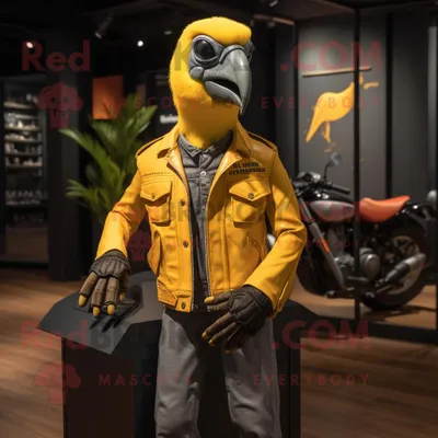 Produktbild von Gelber REDBROKOLY Papagei als Maskottchen kostüm gekleidet in eine Bikerjacke und Mützen