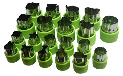 Produktbild von Solidchoice – Set mit 20 Ausstechformen aus Edelstahl zum Backen