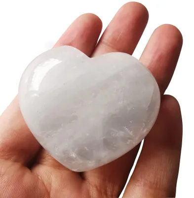 Obrázek produktu pro Bílá křemenná srdcová kamínka, přírodní, pro meditaci