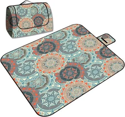 Produktbild von Famanu Picknickdecke 200 x 200 cm - Tragbare Faltbare Strandmat mit Handgriff, Boho, Wasserdicht