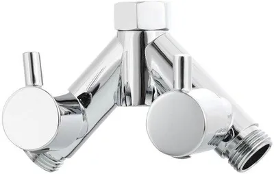 Immagine prodotto di Raccordo a Y flessibile per doccia e WC, pressione massima 10 bar, in plastica.