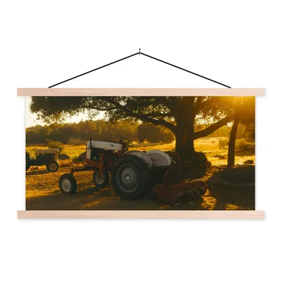 Produktbild von MuchoWow® Textilposter Traktor - Sonne - Baum - Landschaft 60x30 cm mit holzfarbenen Rahmen - Dekoration