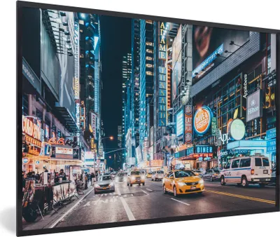 Produktbild von MuchoWow® MuchoWow® Gerahmtes Poster New York bei Nacht 60x40 cm - Poster mit zchwarzem Bilderrahmen - Printing - Wanddeko Schlafzimmer