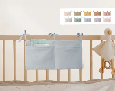 Produktbild von Babybett Organizer Tasche Aufbewahrung aus Musselin Farbe Light Blue