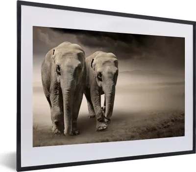 Produktbild von MuchoWow® MuchoWow® Gerahmtes Poster Elefant - Berg - Nebel 40x30 cm - Poster mit zchwarzem Bilderrahmen - Bilderrahmen - Poster im Rahmen