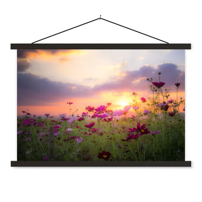 Produktbild von MuchoWow® Textilposter Sonnenuntergang - Blumen - Rosa - Natur - Grün 120x80 cm mit schwarzem Rahmen - Wanddeko