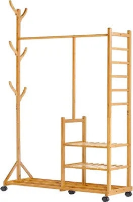 Produktbild von 4-in-1 Kleiderstange aus Bambus, mit Haken, 3 Regalen, mit Rollen