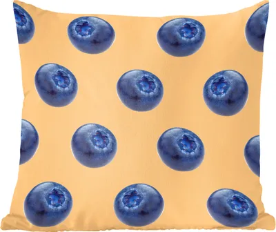 Produktbild von MuchoWow® Zierkissen Sofakissen Wohnzimmer Dekokissen 45x45 cm Blaue Beere - Orange - Muster - Schlafpolster - Polster für das Sofa