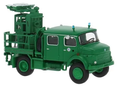 Image de Brekina MB LA911 Camion avec mât d'éclairage de la police, vert menthe, Police de Munich n° 47193, échelle 1/87 /BRN2502