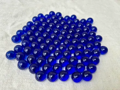 Produktbild von 95 Dunkelblaue Glasmurmeln 16mm – Premium Glas Murmeln für Deko, Vase, Tischdeko & DIY