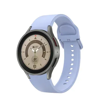 Produktbild von SYSTEM-S Armband 20 mm aus Silikon für Samsung Galaxy Watch 5 4 Smartwatch in Hell Lila