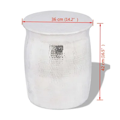 Produktbild von Hocker/Beistelltisch aus gehämmertem Aluminium Silbern
