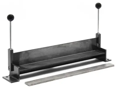 Plaatbuigmachine 760 mm, max. Biegewinkel 90°, Abkantpresse