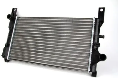 Produktbild von THERMOTEC D7G024TT Kühler Wasserkühler Motorkühler für FORD FIESTA III (GFJ) FIESTA II (FBD) FIESTA Kasten (F3L, F5L) FIESTA Kasten (FVD)