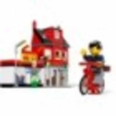 Produktbild von LEGO CITY Stadtviertel mit Bus 483-teilig, ab 5 Jahren (7641)