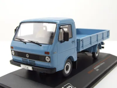 Produktbild von ixo models CLC554 VW LT 28 Pritsche 1978 blau 1:43