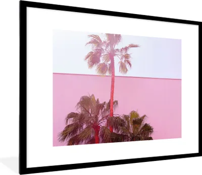 Produktbild von MuchoWow® Gerahmtes Poster Palme - Garten Poster - Rosa 80x60 cm - Poster mit Schwarzem Bilderrahmen Wandposter Rahmen Foto Bilder - Schlafzimmer-Dekorationen - Fotoposter