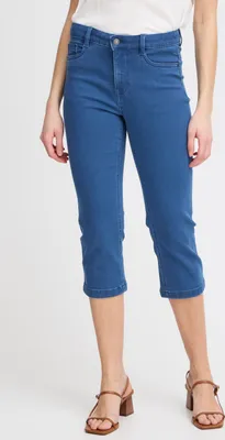 Image de Pantalon capri en jean pour femme Fransa FRLUXE ELLI avec poches latérales et passants de ceinture, coupe slim