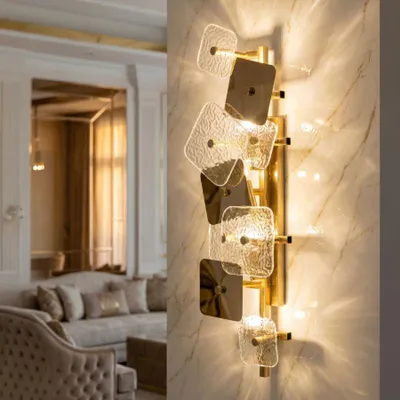 Obrázok produktu pre Nástenná lampa z kovu a skla, zlatá 24x13x76 cm