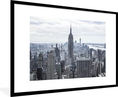Produktbild von MuchoWow® Gerahmtes Poster Bewölkter Himmel über dem Empire State Building in Amerika 90x60 cm - Poster mit Schwarzem Bilderrahmen Wandposter Rahmen Foto Bilder - Wanddekoration - Fotos