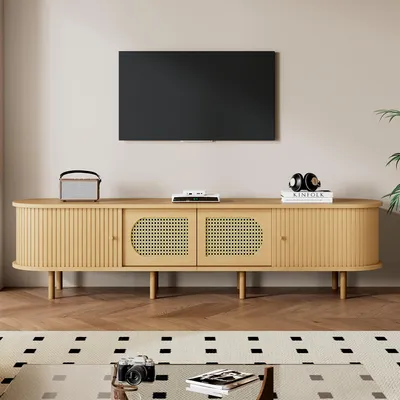 Image de Meuble TV Merax avec design en rotin, meuble TV avec 2 portes d'armoire et 2 portes à persiennes, support TV en MDF, pour téléviseurs jusqu'à 80 pouces, finition naturelle