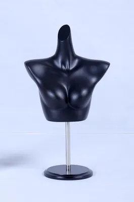 Produktbild von X+1 Brust Schaufensterpuppe schwarz matt lackiert hochwertig ohne Kopf mit Metallplatte Frau Weiblich
