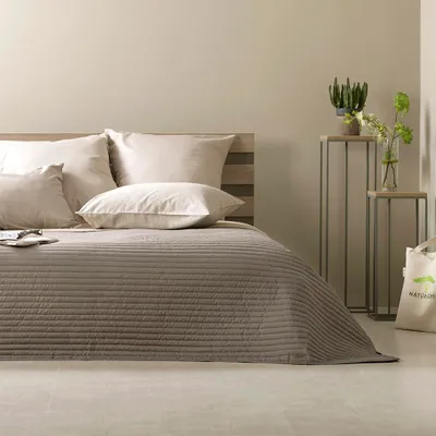 Produktbild von Luxus Tagesdecke Living Trend 240x260 Taupe