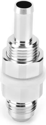 Produktbild von Kraftstofftankanschluss mit Widerhaken, 6AN-Bördelschott auf 5/16-Rohr-Schlauchadapter, Aluminium