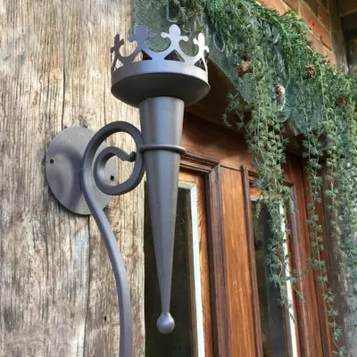 Produktbild von Schöne mittelalterliche Fackel - Wandfackel Burgfackel Kerzenhalter Wand Lampe