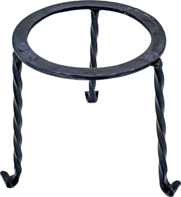 Produktbild von Handgeschmiedeter Pfannenknecht rund Dreibein für Feuerstelle, Ø ca. 20 cm, Höhe ca. 20 cm